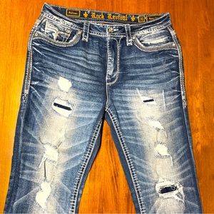 Rock Revival Pelican Size 31 Easy Crop Jeans with beautiful design and buttons